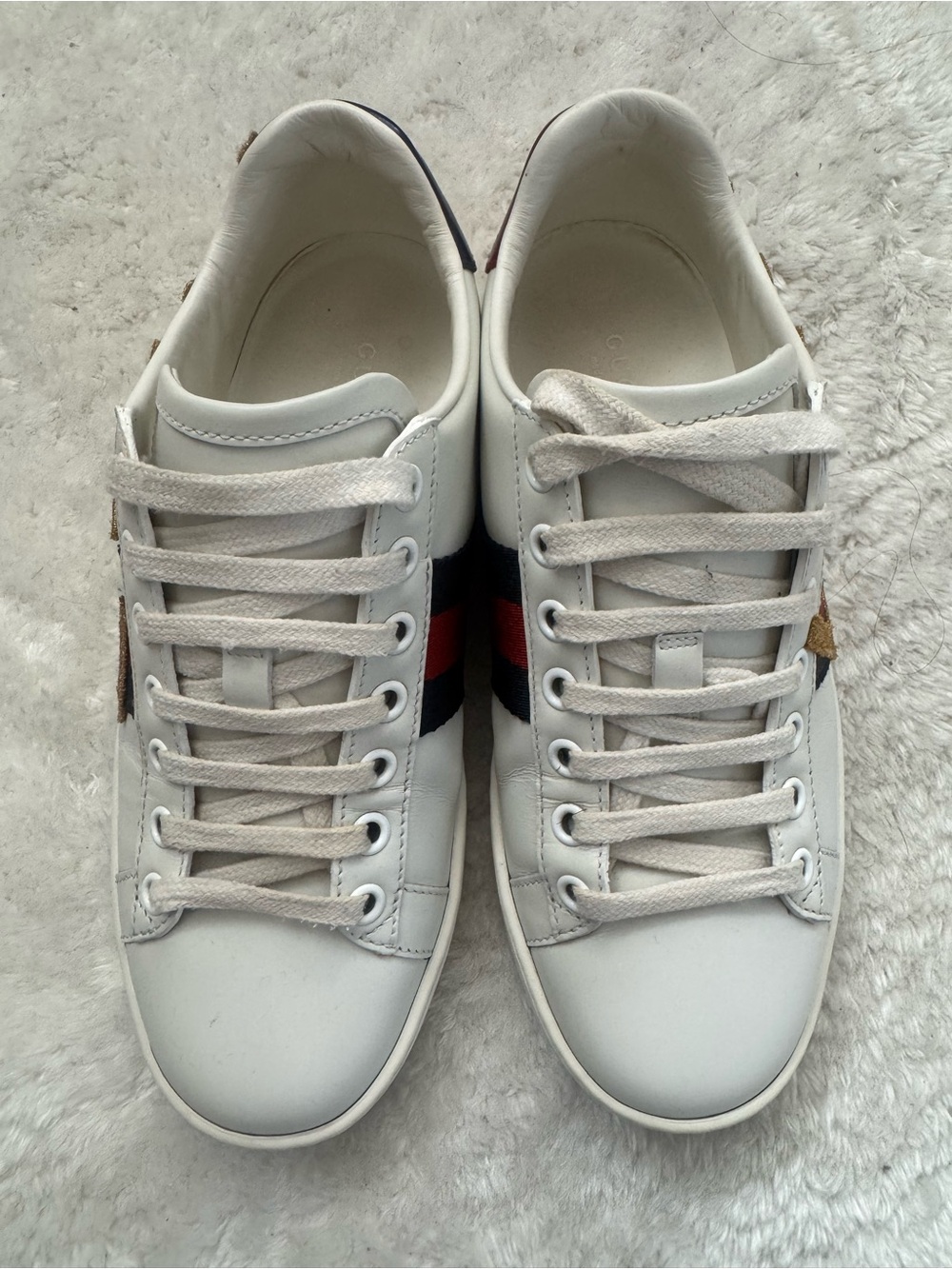 Gucci White Leather Sneakers with Red and Blue Stripe